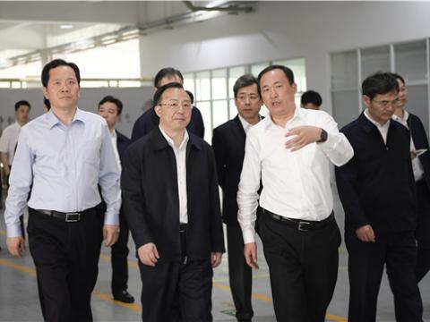 江苏省省长吴政隆莅临拉斯维加斯9888集团走访调研